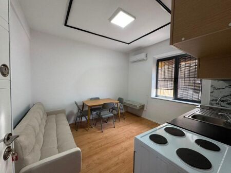 Appartamento 1+1 in Affitto - Centro, Tirana