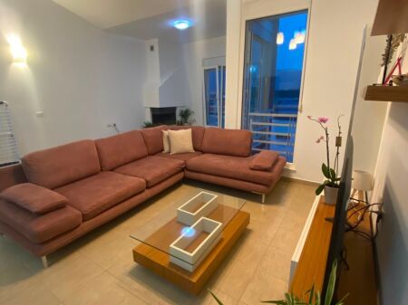 🏡 Apartament 2+1 me qera  📍Kodra e Diellit 1   🏢 Kati: 3 pa ashensor  🛋️ I mobiluar  📐 Sipërfaqja: 92 m2   💰Çmimi: 55.000 Lekë/Muaj
