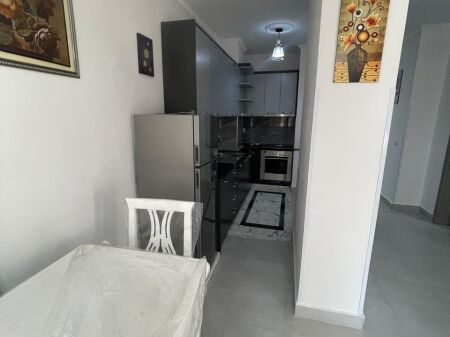 Appartamento 2+1, Via 5 Maji!