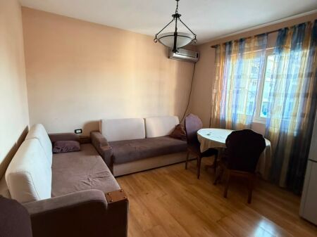 APARTAMENT PER QERA  2+1 RRUGA KONGRESI I MANASTIRIT