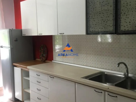 JEPET APARTAMENT 2+1 ME QERA "SHKOLLA E BALETIT" 60.000 LEKE