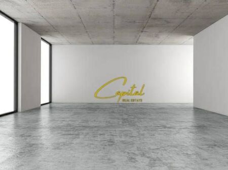 LOCALE COMMERCIALE IN AFFITTO 54 M2 VIA KAVAJES 55.000 LEKE