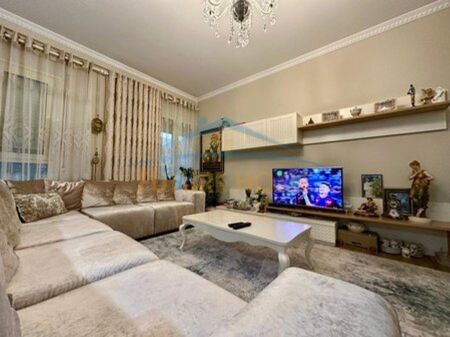 In vendita, Appartamento 3+1+2, Lago Secco, Tirana.