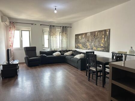 AFFITTASI APPARTAMENTO 2+1, YZBERISHT