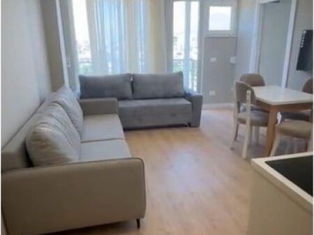 Apartament 1+1 Me Qira në Tregu Elektrik, Tiranë 600 € /Muaj 60,000 Lekë /Muaj