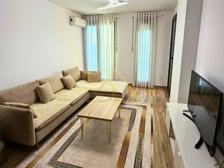 Apartament 1+1 me Qira – Kompleksi Zirkon, Porcelan, Tiranë
