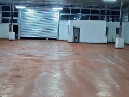 Industrial warehouse for rent in Mullet