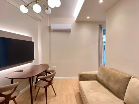 🏠Me Qera: 1+1 Akull i Ri✨️ - 📍Ali Demi (Prane Maternitetit te Ri) - 45,000 Leke/Muaj - Pallat I Ri - K.2 - Sp.55m² || Komoditet dhe Akses Maksimal