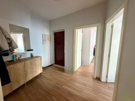 Shitet:  Apartament 2+1 totalisht i mobiluar   📍Astir, pranë bar Artisti, Tiranë!