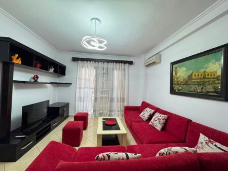 Unaza e Re, appartamento 2+1+2 in affitto 500 € /Mese