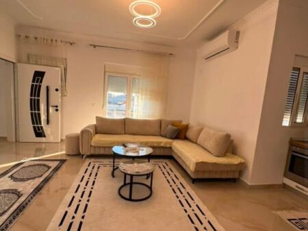 AFFITTASI APPARTAMENTO 2+1, 120 M², NEL SANATORIUM, TIRANA
