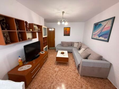 Apartament 2+1 me qira tek Pediatria!