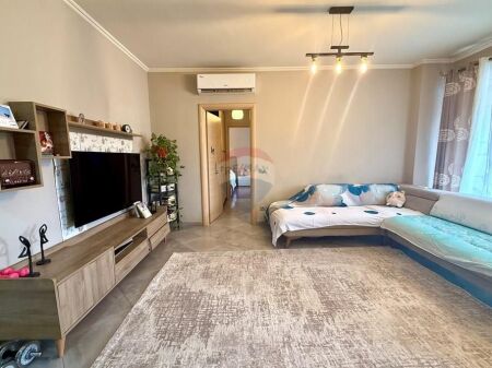 Apartament 2+1 per shitje tek Kompleksi Tower Bridge, prane Shkolles se Bashkuar