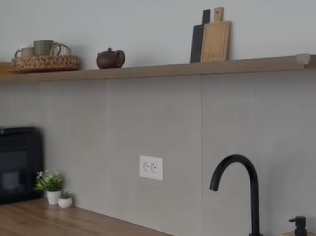 Shitet apartament 2+1 me pamje nga deti ne Durres!