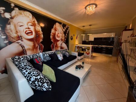 Jepet me qira apartament 1+1