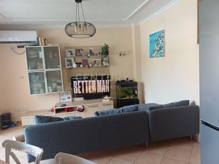 Vendiamo Appartamento 2+1+2+3 balconi nel Quartiere N. 1, Durrës