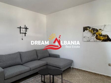 Si affitta il secondo piano di una casa privata nella zona di Shkoze vicino alla Rotonda (ID 4241095)
