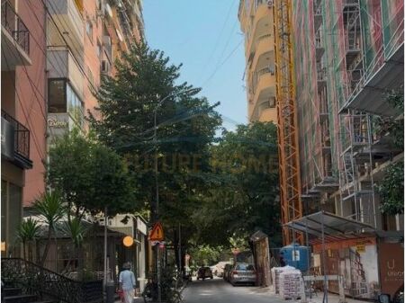 Affitto, Spazio, Blloku, Tirana.