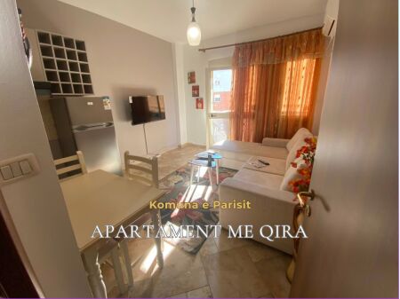 Apartament 1+1 me qira tek Komuna e Parisit
