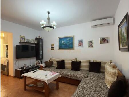 For sale, Apartment 2+1, Ali Demi, Tirana