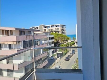 SHITET APARTAMENT NE GOLEM TE HOTEL GRIND 1+1 VETEM 50 METRA LARG DETIT !