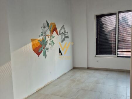 UFFICIO 115 M2 IN AFFITTO VICINO ALLA SCUOLA UNITA 80.000 LEKE