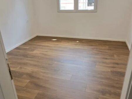 Apartament Per Shitje 1+1 Tek Ish Parku (ID B111151) Tirane.