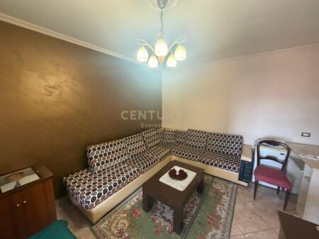 RRUGA E KAVAJËS – SHITET APARTAMENT 2+1!