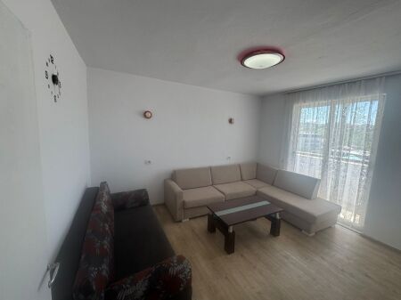 Apartament 1+1 për qira në Shkozë