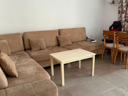 Appartamento 2+1 in affitto in Via Fortuzi