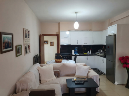 Shitet , Apartament 2+1 , Rruga Besim Alla , Tirane