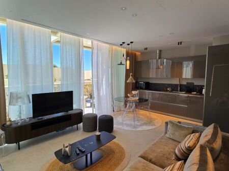 Shitet apartament 2+1+2+2 Poste Parkimi tek Kompleksi Green Coast 1 , Palase , Dhermi , Drimadhe , Drymades , Vlore .