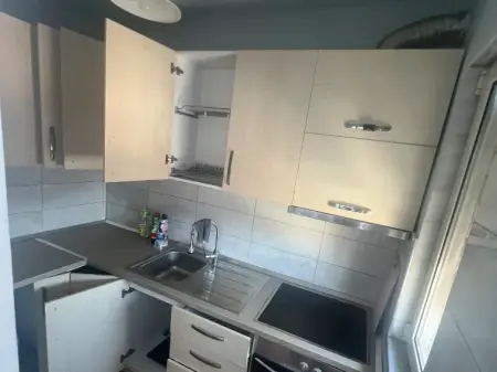 APPARTAMENTO 1+1. 45000 LEKE.VICINO QSUT