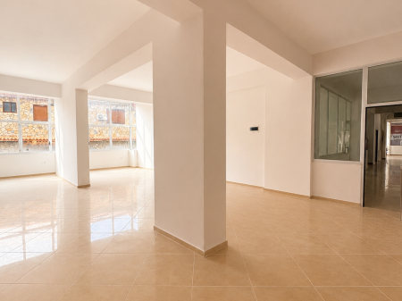  Commercial Unit for Sale – 86 m² | Center, Elbasan