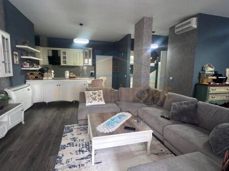 In vendita, villa su 2 piani, Lura 3.