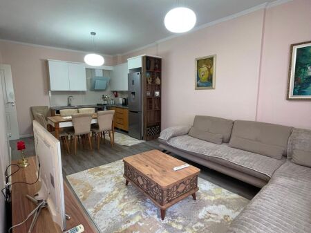 Jepet me Qira Apartament 2+1 në Astir – Kompleksi Vila L