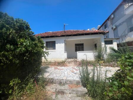 PRIVATE HOUSE FOR SALE 3+1 + 443 M2 LAND RRASHBULL 90000 EURO
