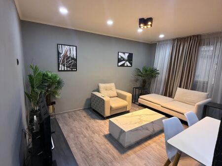 Okazion, jepet me qera apartament luksoz tek 21 dhjetori/rruga kavajes 1+1(500 Euro)