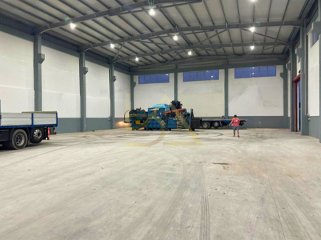 Kapanon Industrial për Shitje ose Qira – Vorë, Tiranë