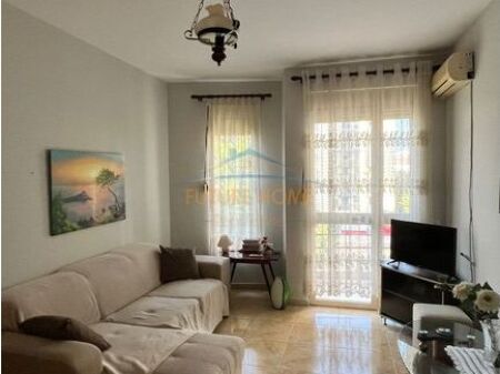 Qera, Apartament 1+1, Rruga Panorama, Tiranë.