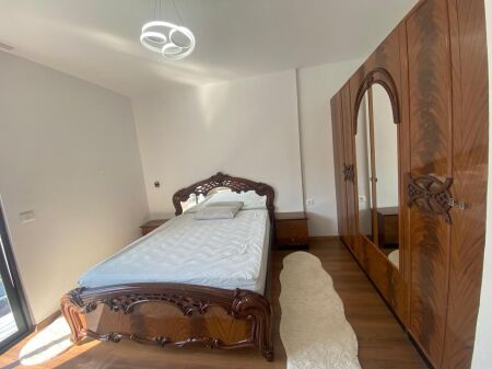 Affittasi Appartamento 2+1+1 con Balcone