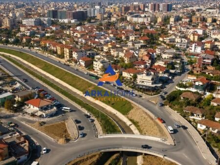 SHITET TOKE 630M2 "ALI DEMI, SHKOZE" 189.000 EURO
