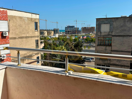 Apartament 1+1 për Shitje – Pranë Portit, Durrës