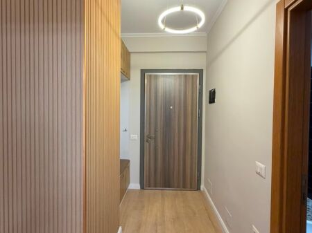 Apartament 1+1 per Shitje perball spitalit Amerkian 3