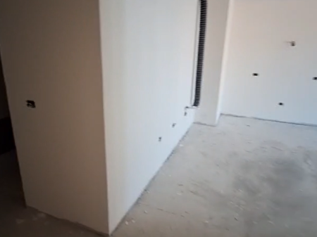 🏡 **Vendesi Appartamento 1+1 | Tirana’s Rock** ✨
