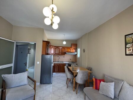Super apartment for rent 2+1, Kavaja Street, Globe.