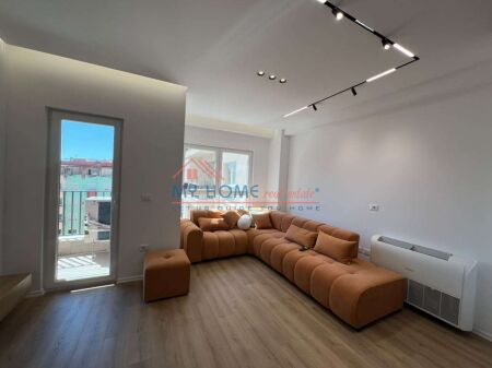 Apartament 2+1+ Post Parkimi me qera tek Kompleksi Aura ne Tirane
