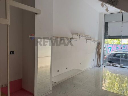 Dyqan - Për Shitje - Rruga Nikolla Tupe, Tiranë(ID: 530261046-520)