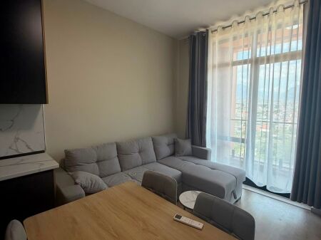 Rent | Apartament 2 + 1 | Bulevardi I Ri | 700 €/month