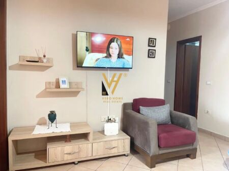 JEPET APARTAMENT 1+1+BLK ME QERA NE ISH BLLOK 650 EURO